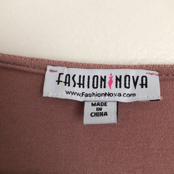 Fashion Nova front-tie top - Picture 3 of 4